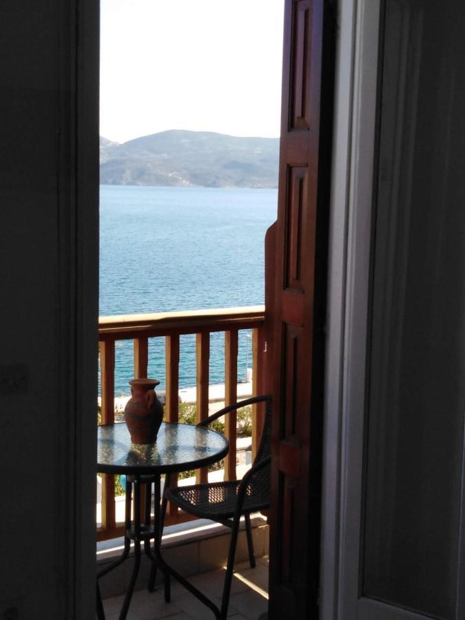 Adriani Sea View Rooms Adamantas  Exterior photo